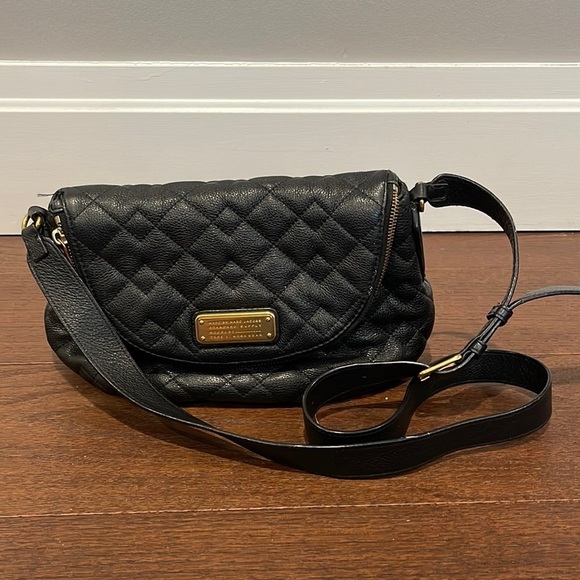 Marc by Marc Jacobs Black Quilted Crossbody Bag - Picture 1 of 9